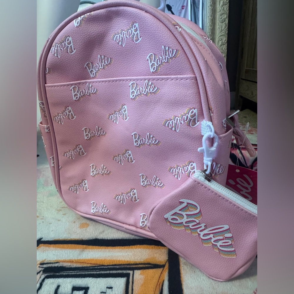 Mattel ‘barbie’ pink faux leather mini zipper backpack & coin purse set - Picture 3 of 11